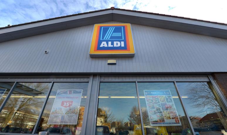 10-stores-that-will-be-closed-on-christmas-day-2021-7.jpg