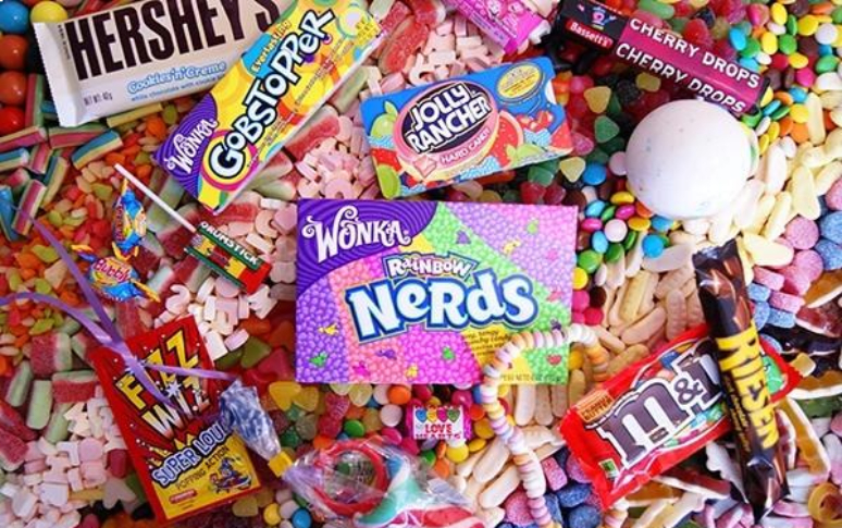 11-popular-foods-and-drinks-that-stain-your-teeth-9.jpg