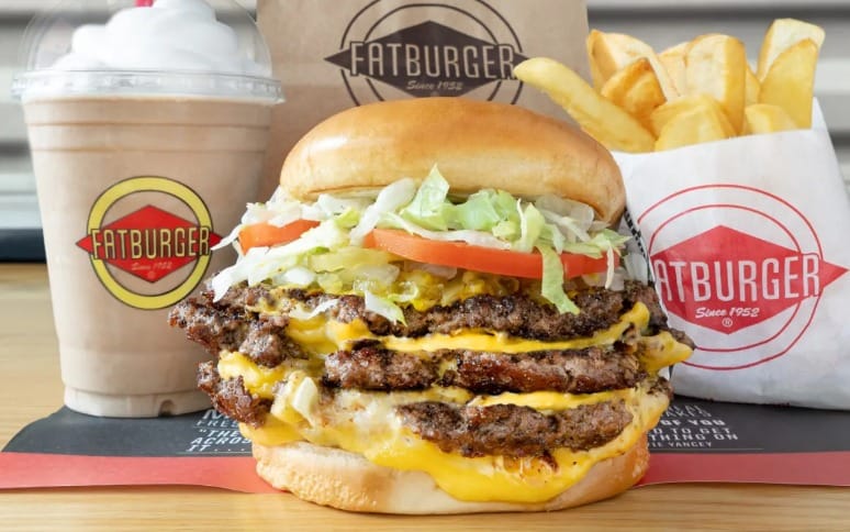12-fast-food-chains-crafting-delicious-burgers-with-pure-ground-beef-9.jpg