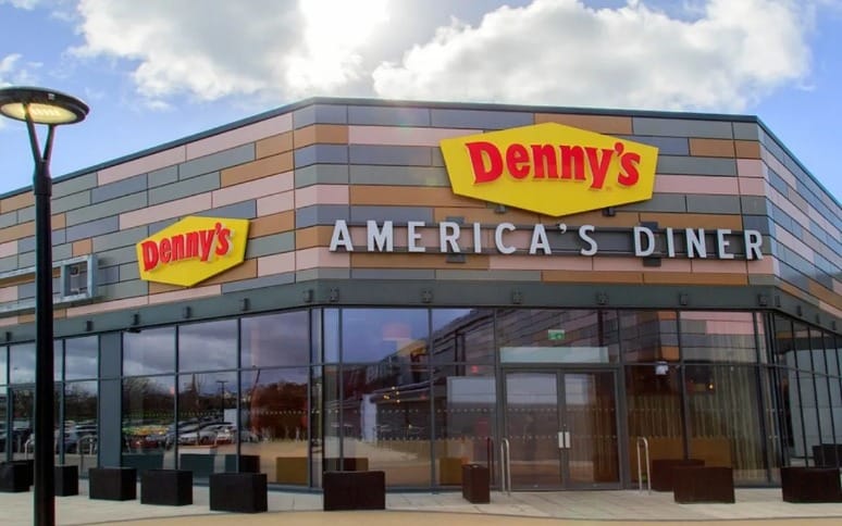 12-popular-chains-facing-more-shutdowns-in-2024-7.jpg