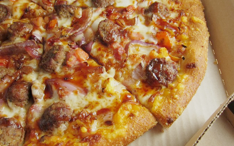14-popular-pizza-hut-menu-items-ranked-worst-to-best-11.jpg