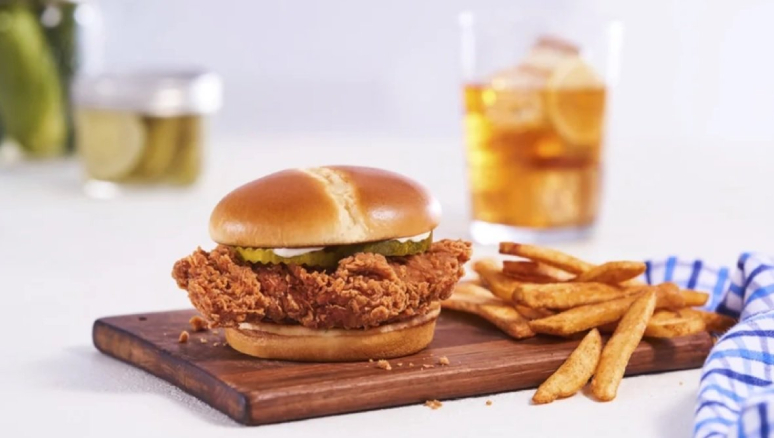 15-new-fast-food-items-to-try-this-month-11.jpg