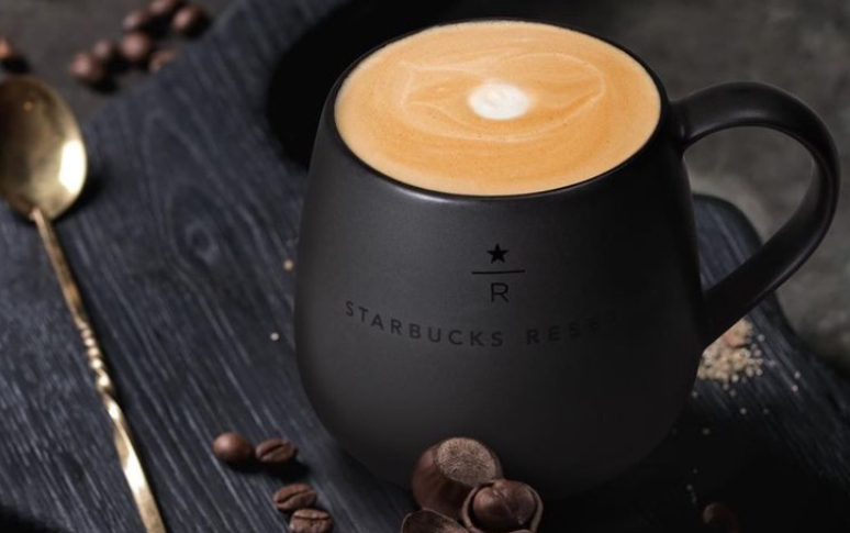 15-starbucks-drinks-you-absolutely-can-not-miss-this-fall-16.jpg