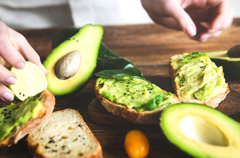 6-reasons-to-love-avocado-1.jpeg