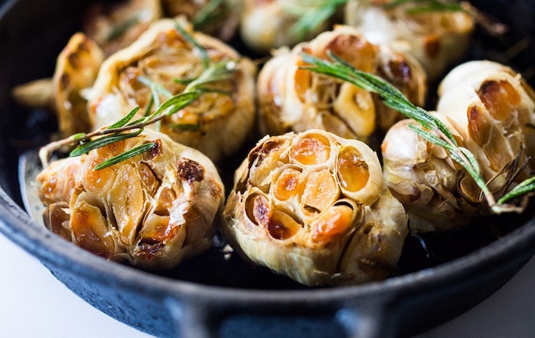 6-surprising-facts-about-garlic-7.jpg
