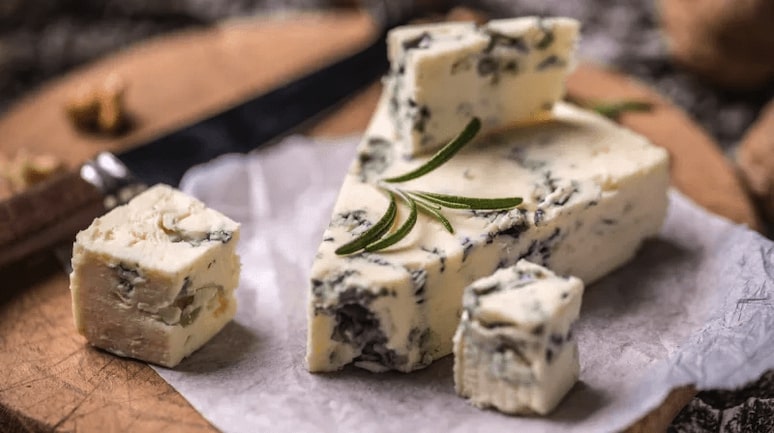 7-commonly-asked-questions-about-cheese-8.jpg