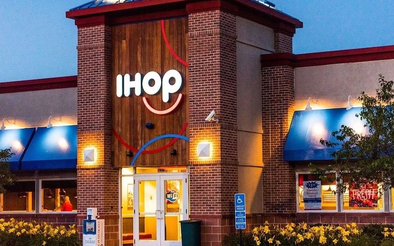 9-best-family-friendly-restaurants-for-holiday-season-4.jpg