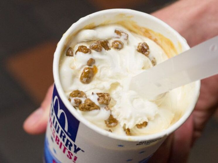 9-best-mcdonalds-mcflurryies-for-a-sweet-treat-8.jpg