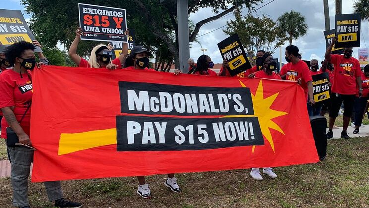 9-facts-about-how-greed-built-mcdonalds-empire-3.jpg
