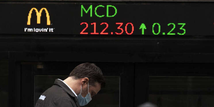 9-facts-about-how-greed-built-mcdonalds-empire-8.jpg
