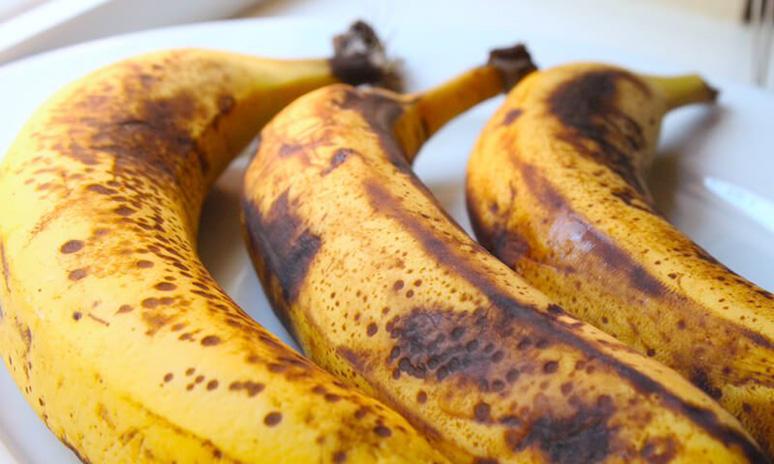 can-you-eat-bananas-with-black-spots-3.jpg