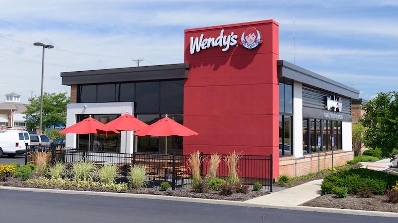 chain-restaurants-that-are-closing-locations-15.jpg
