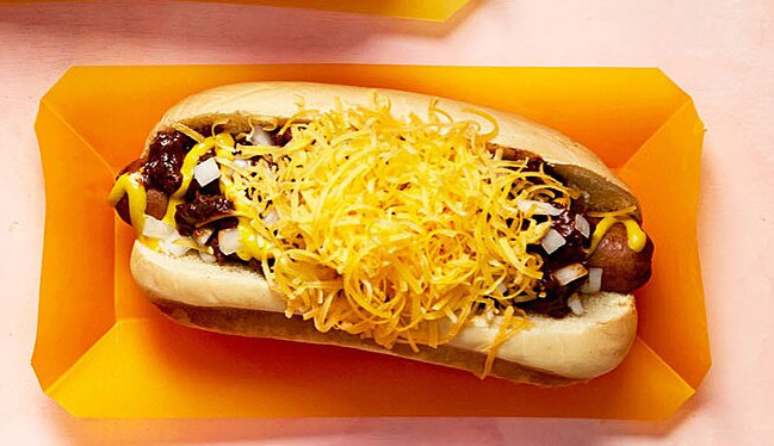 iconic-hot-dogs-of-18-major-states-17.jpg