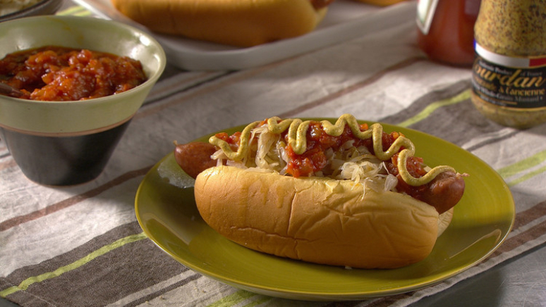iconic-hot-dogs-of-18-major-states-3.jpg