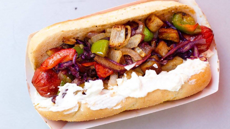 iconic-hot-dogs-of-18-major-states-5.jpg