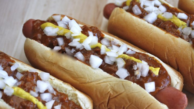 iconic-hot-dogs-of-18-major-states-6.jpg
