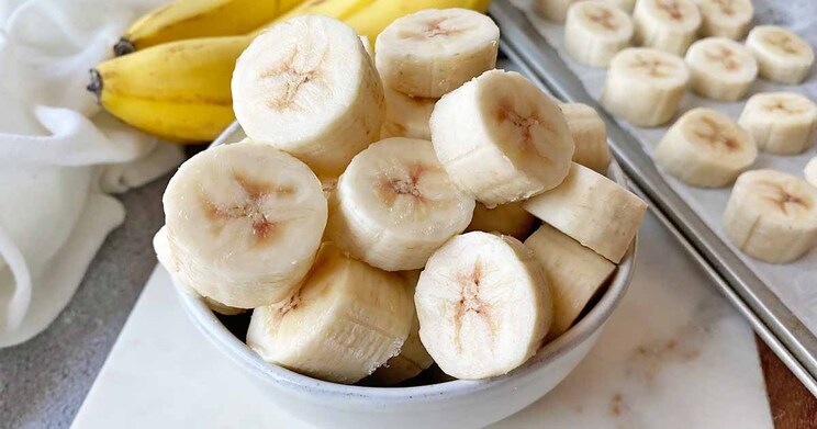 keep-cool-with-10-snacks-that-actually-taste-better-frozen-1.jpg