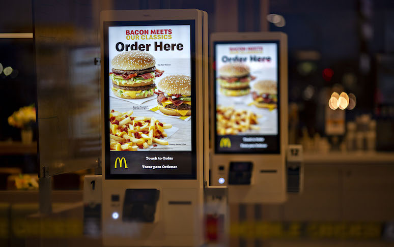 mcdonalds-employees-may-be-replaced-by-this-5.jpg