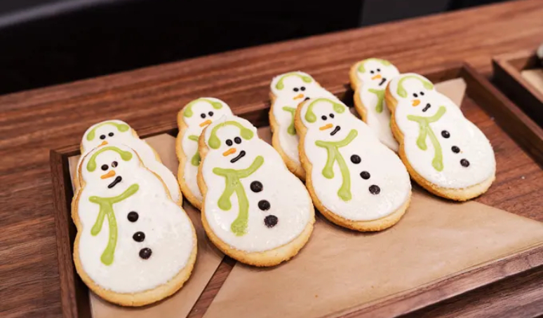 new-holiday-menu-items-from-two-major-coffee-chains-25.jpg
