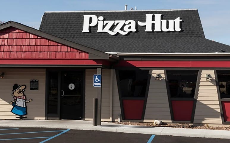 pizza-hut-closed-19-locations-suddenly-4.jpg