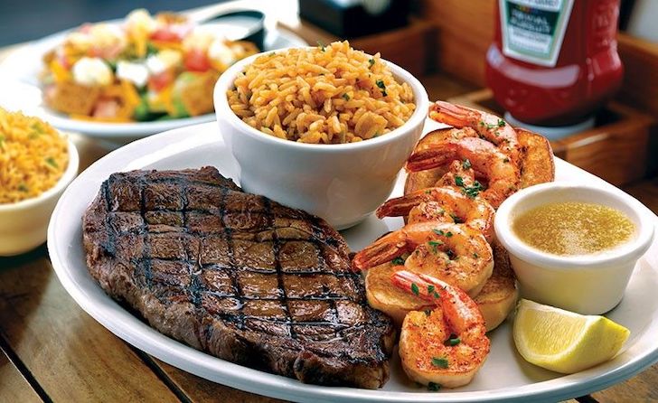 texas-roadhouse-plans-to-grow-to-900-locations-this-year-2.jpg