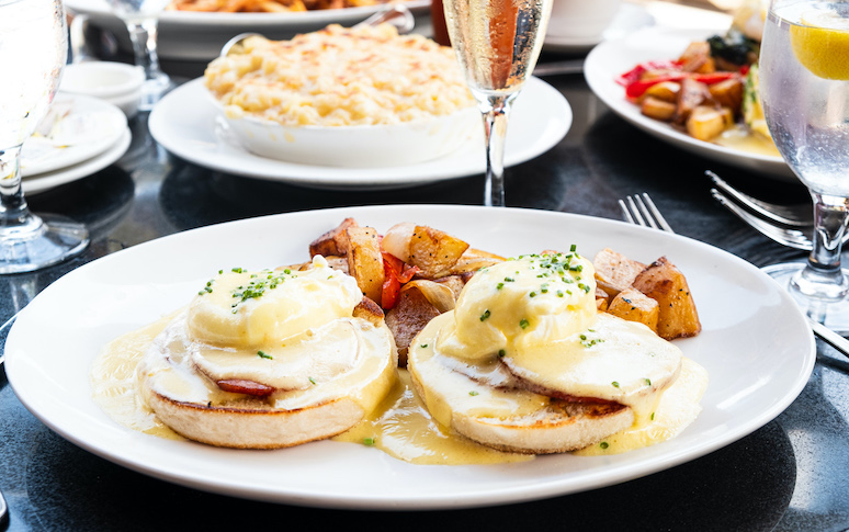the-top-6-brunch-restaurants-in-america-3.jpg