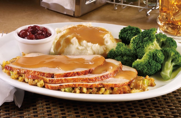 these-restaurants-are-offering-individual-thanksgiving-meals-3.jpg