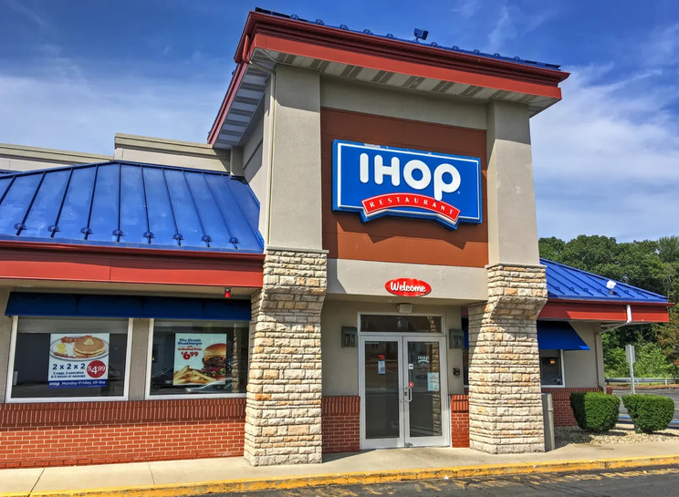 these-restaurants-are-open-this-fourth-of-july-11.jpg
