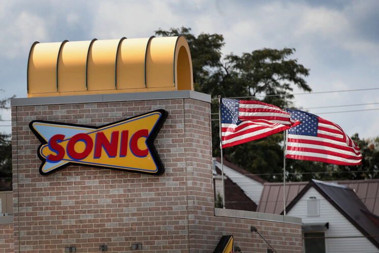 these-restaurants-are-open-this-fourth-of-july-8.jpg
