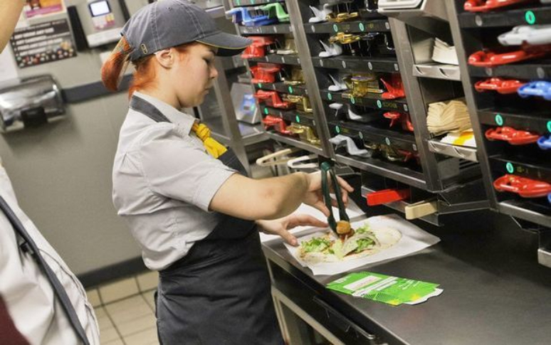 this-beloved-mcdonalds-item-is-gone-for-good-5.jpg