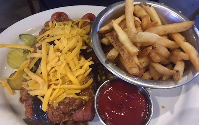 top-8-best-hot-dogs-in-these-states-2.jpg