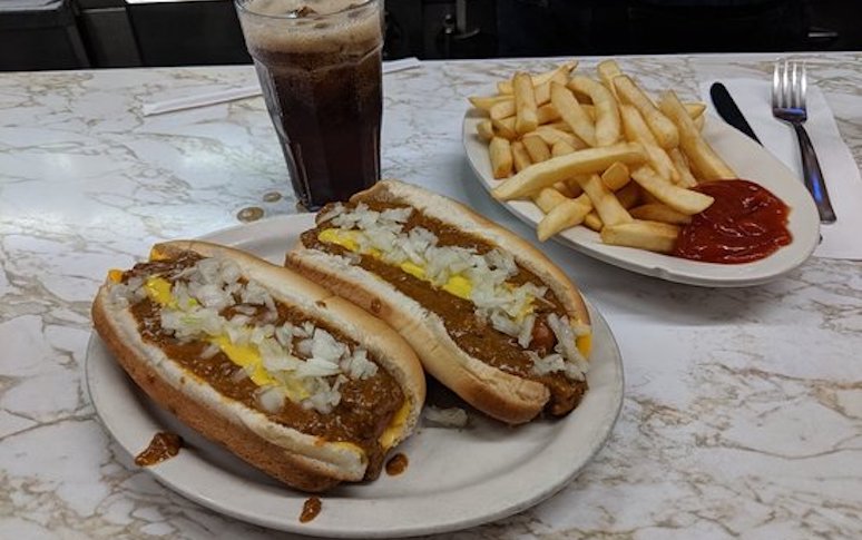 top-8-best-hot-dogs-in-these-states-7.jpg