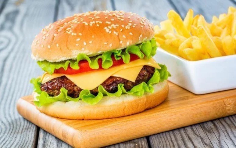 top-8-worst-fast-food-burgers-1.jpeg
