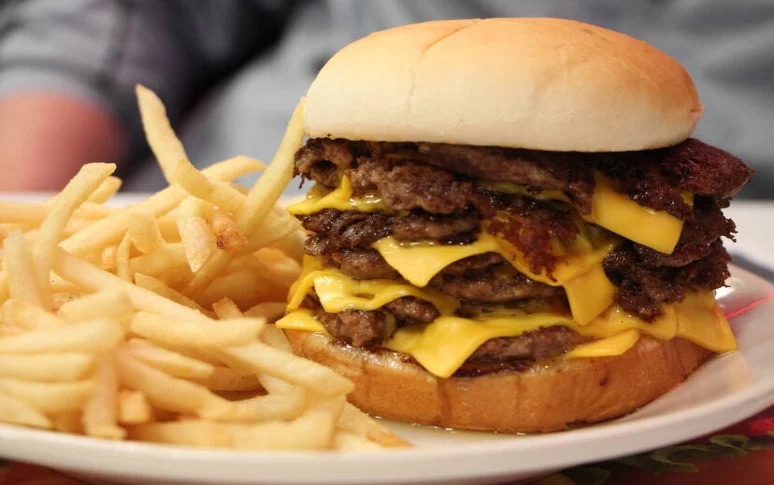 top-8-worst-fast-food-burgers-9.jpeg