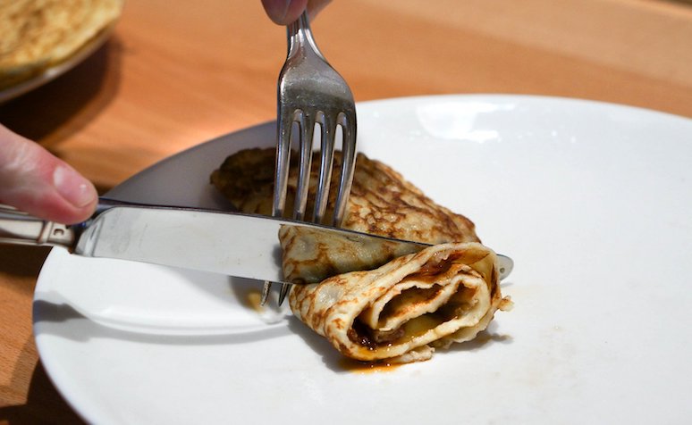 what-happens-to-your-body-when-you-eat-pancakes-1.jpg